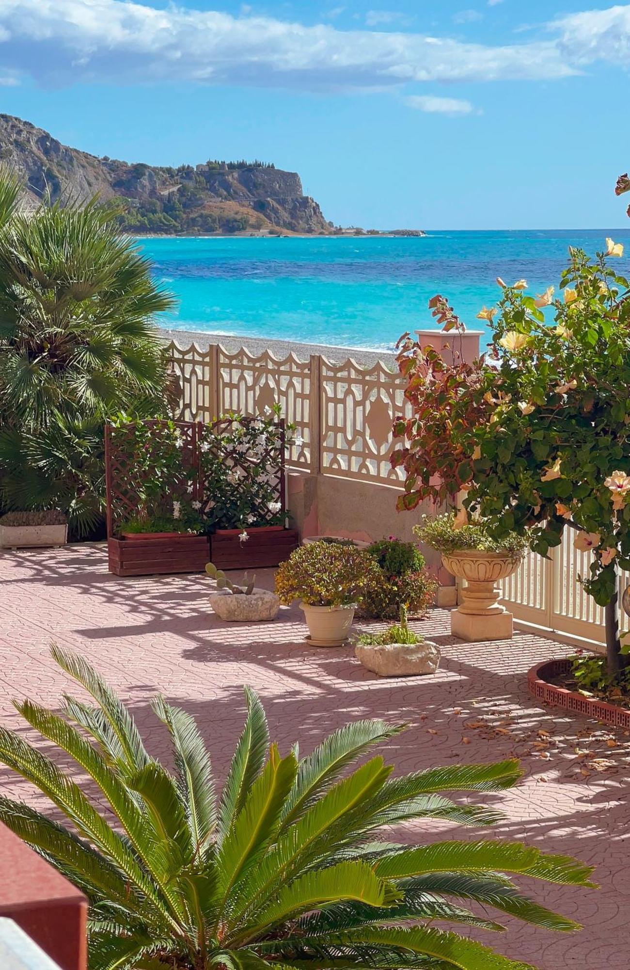 Casa Erika Apartment Bova Marina Bagian luar foto