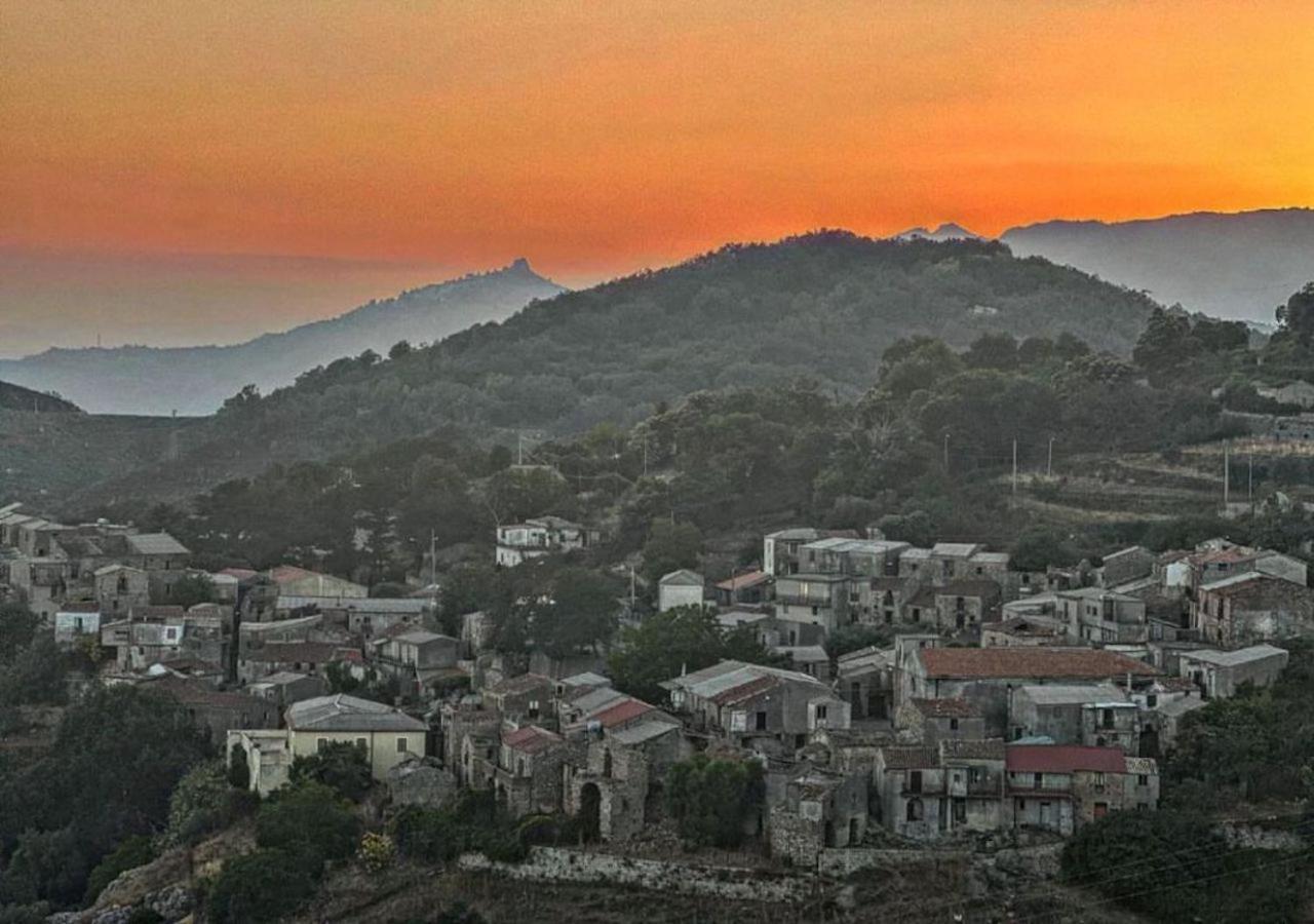 Casa Erika Apartment Bova Marina Bagian luar foto